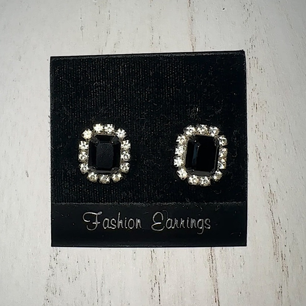 Vintage Black Fashion Earrings💎